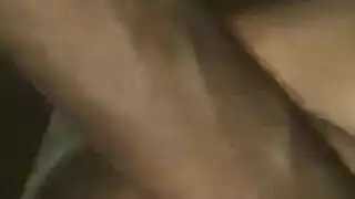 الشقراء الجذابة تدمن على قضيب أخيها الكبير مع جنس فموي يومي