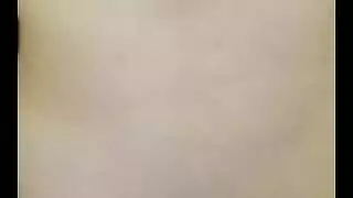 بورن طلقة خلفية يدخل كسها الضيق من الخلف بقوة